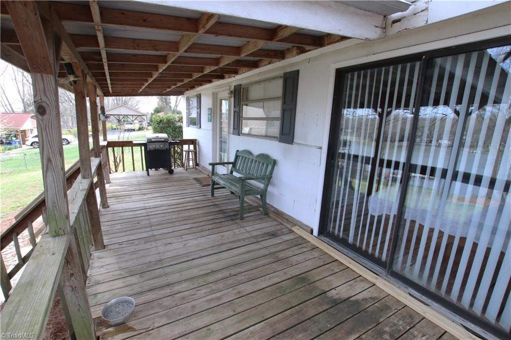 1882 Riverview Rd Extension Lexington, NC 27292 - Photo 13 of 20