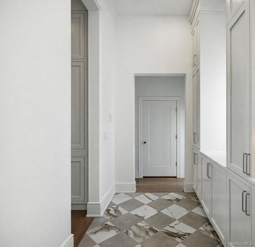 25 West Creek Farms Road Sands Point, NY 11050 - Photo 16 of 39