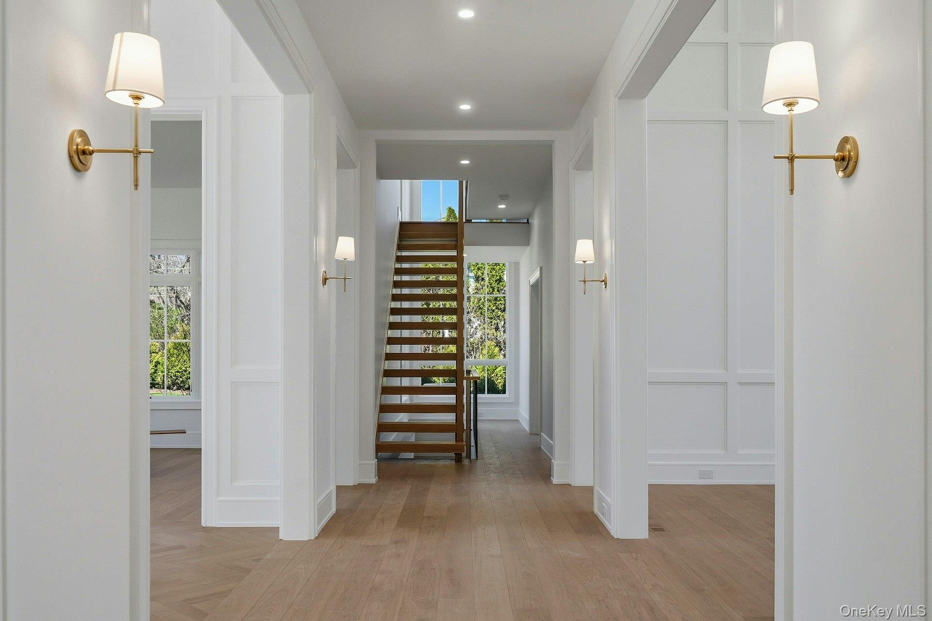 25 West Creek Farms Road Sands Point, NY 11050 - Photo 7 of 39