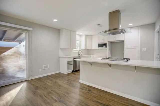 $2,999 | 2507 Rogge Lane, Unit 1, Austin, TX 78723