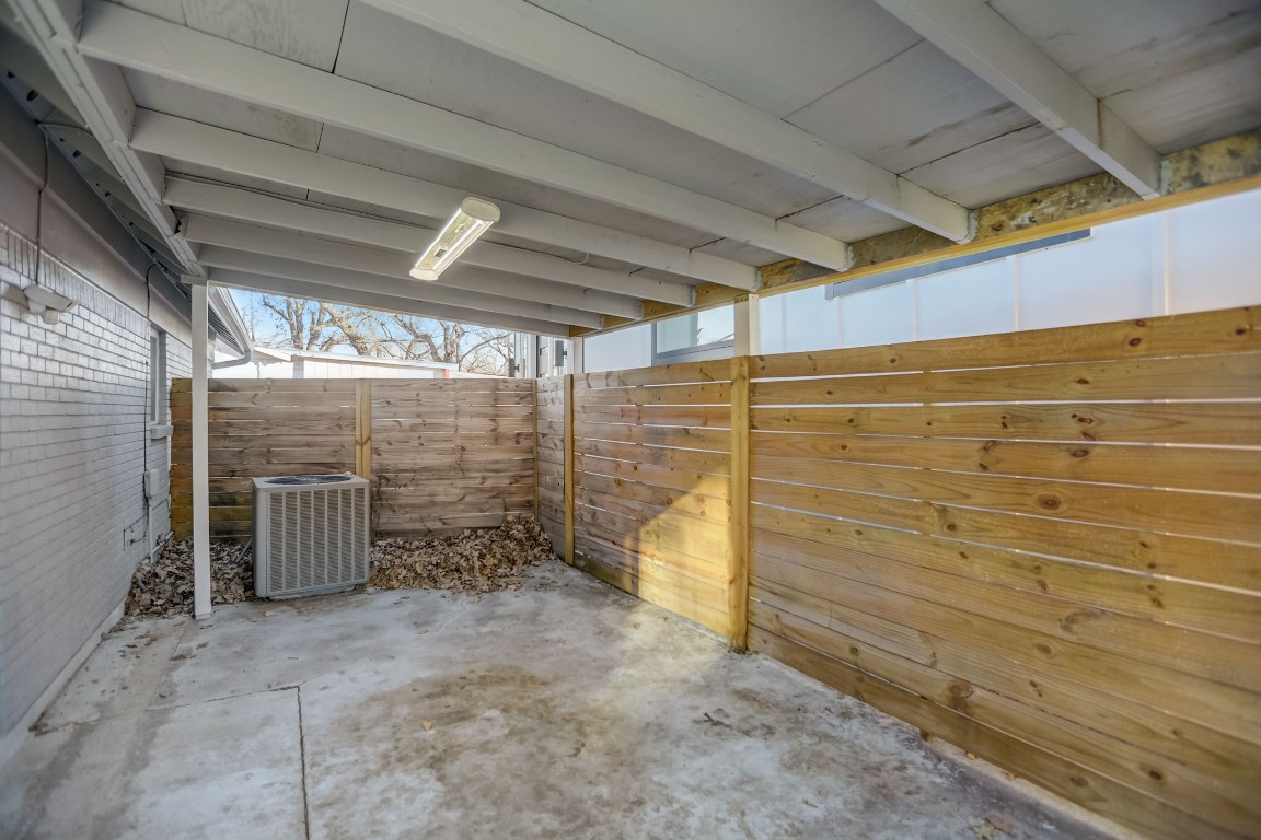 2507 Rogge Lane, Unit 1 Austin, TX 78723 - Photo 34 of 38