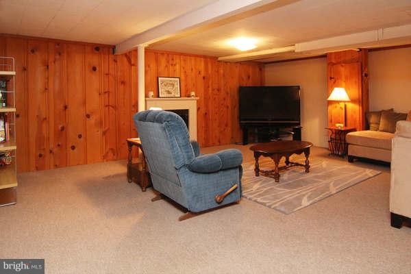 103 Charmuth Road Lutherville-Timonium, MD 21093 - Photo 17 of 24 Family Room