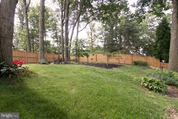 103 Charmuth Road Lutherville-Timonium, MD 21093 - Photo 21 of 24 Exterior (Rear)