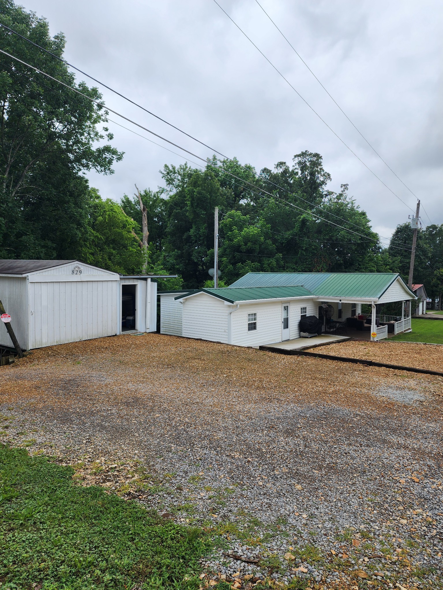 829 Brownfield Road Dover, TN 37058 - Photo 3 of 14 Gallery Image 3
