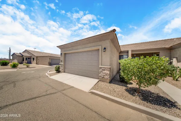 $278,000 | 846 North Pueblo Drive, Unit 136, Casa Grande, AZ 85122