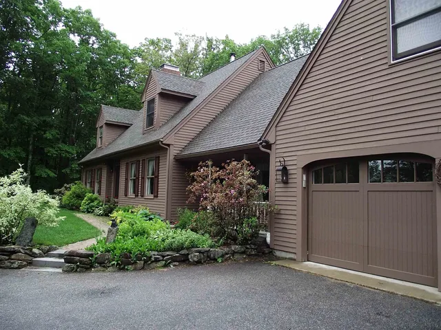 $1,600 | 25 Quarry Road, Unit A, Meredith, NH 03253