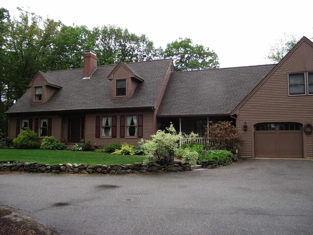 $1,600 | 25 Quarry Road, Unit A, Meredith, NH 03253