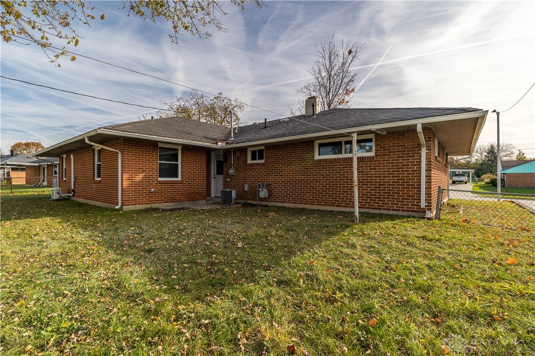 5725 Benedict Road Huber Heights, OH 45424 - Photo 27 of 31