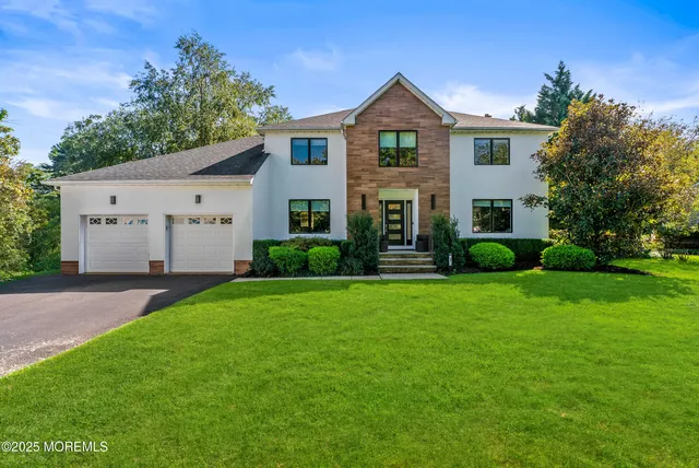 $2,500,000 | 49 Jamestown Drive, Eatontown, NJ 07724