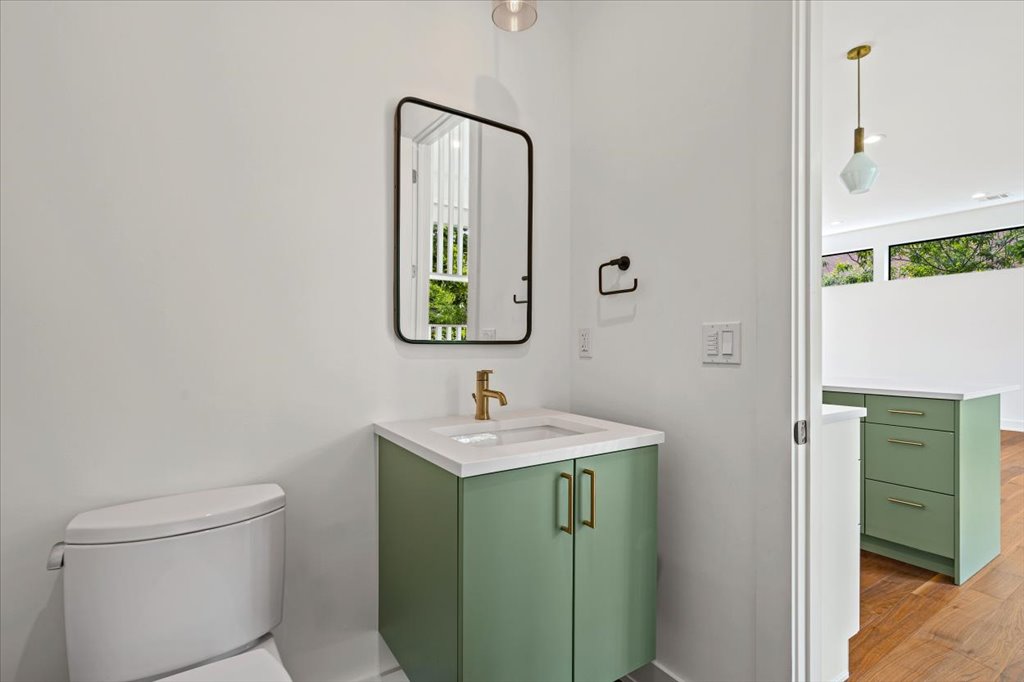 1309 Hackberry Street Austin, TX 78702 - Photo 13 of 31