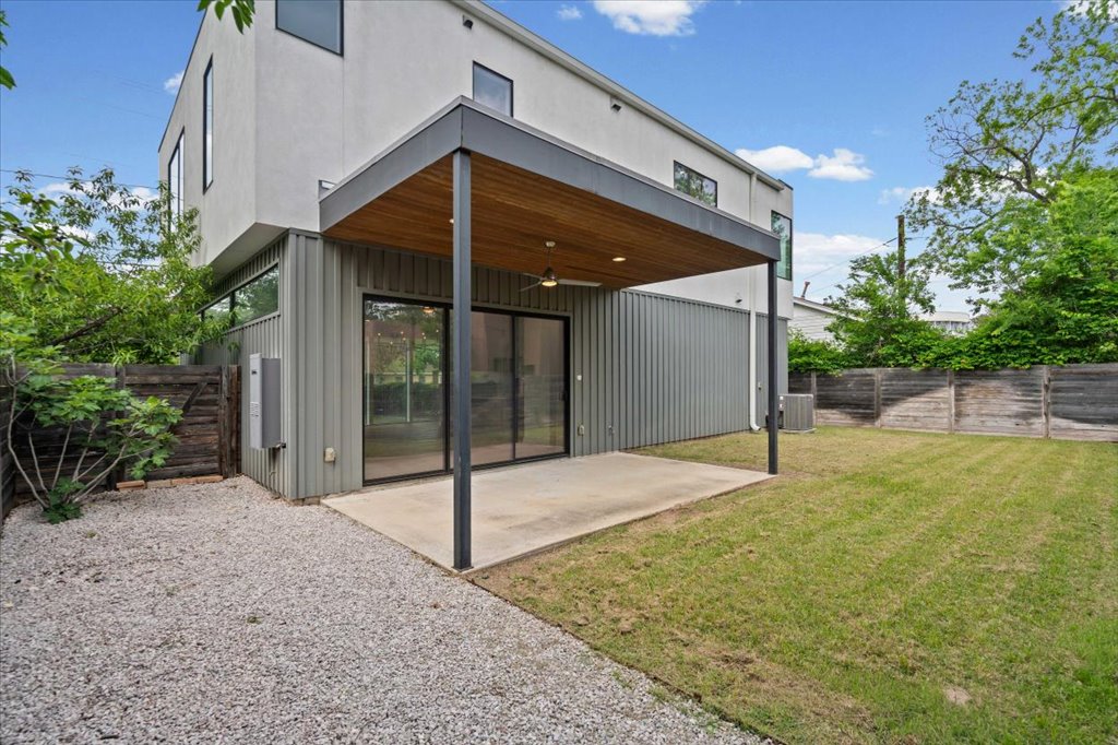 1309 Hackberry Street Austin, TX 78702 - Photo 17 of 31