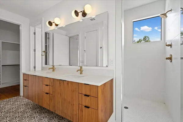 $5,000 | 1309 Hackberry Street, Austin, TX 78702