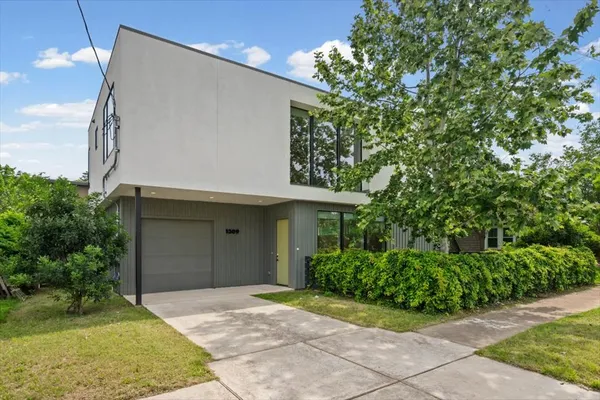 $5,000 | 1309 Hackberry Street, Austin, TX 78702