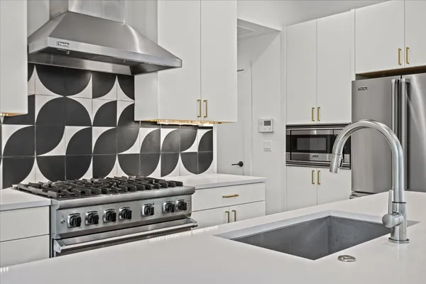 $5,000 | 1309 Hackberry Street, Austin, TX 78702