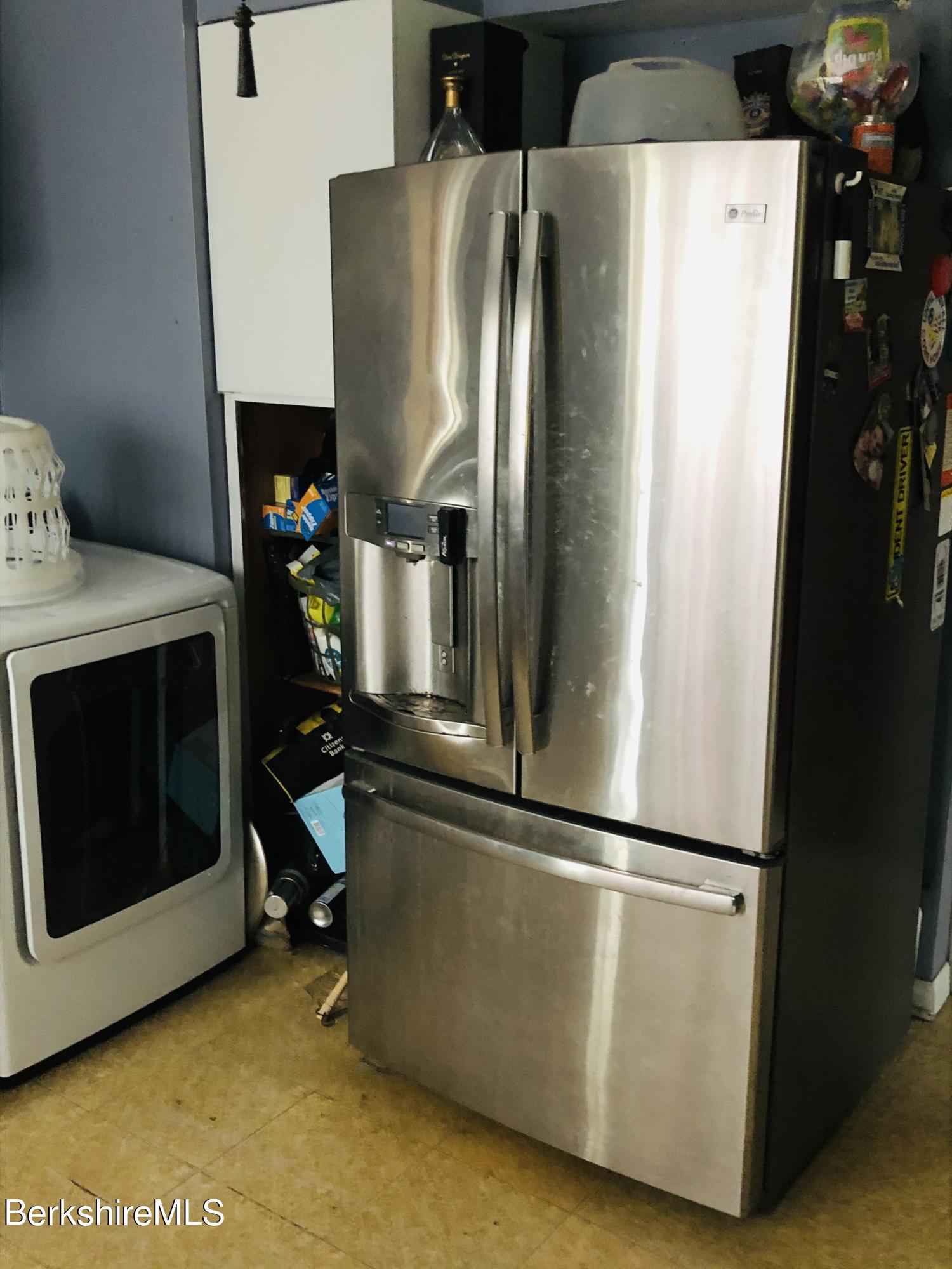 164 Melbourne Road Pittsfield, MA 01201 - Photo 5 of 9 Refridgerator