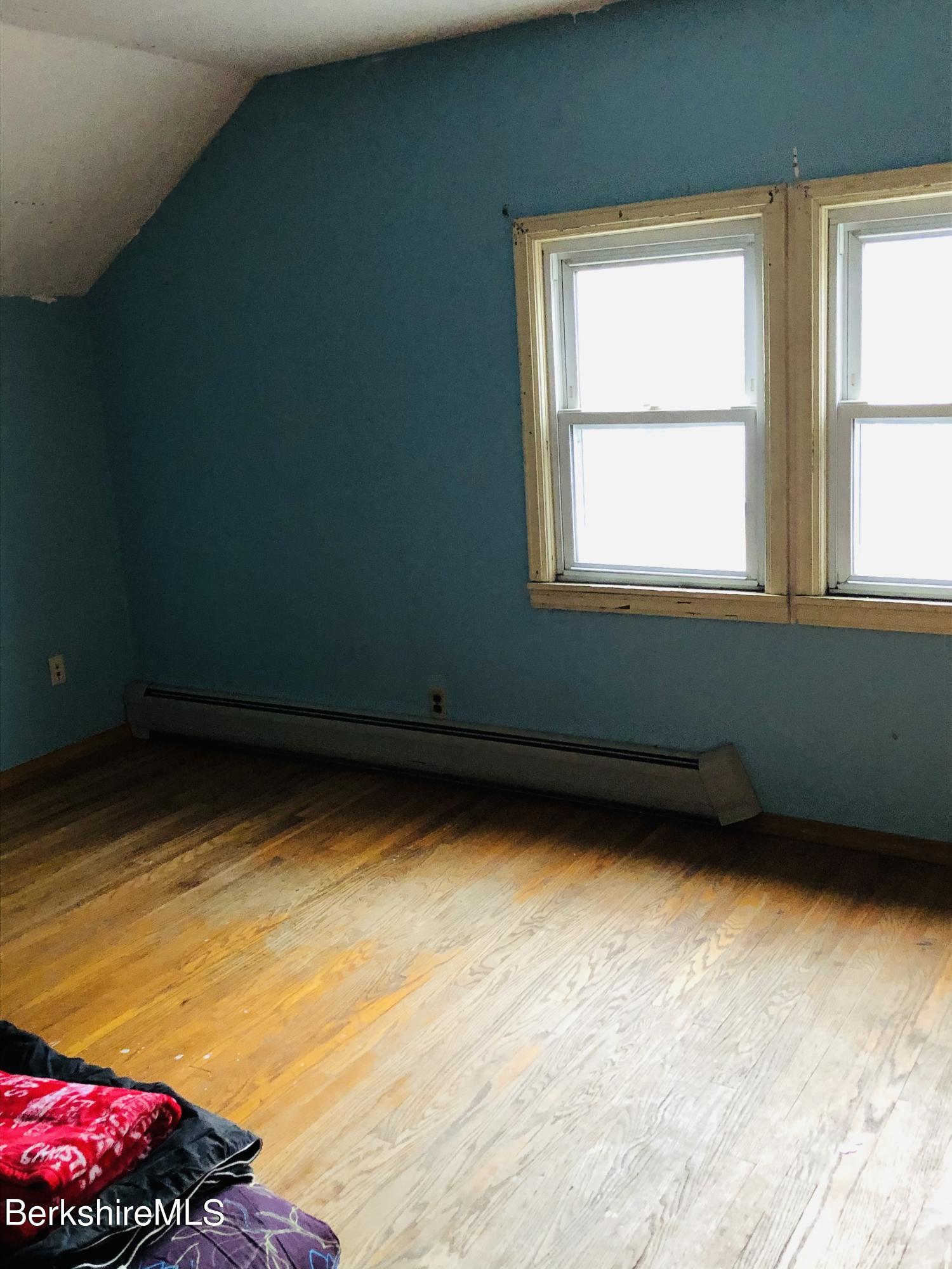 164 Melbourne Road Pittsfield, MA 01201 - Photo 7 of 9 Bedroom