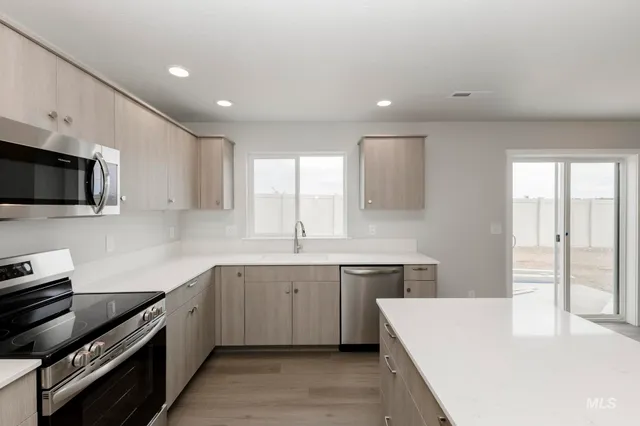 $469,990 | 1602 Long Pond Street, Middleton, ID 83644