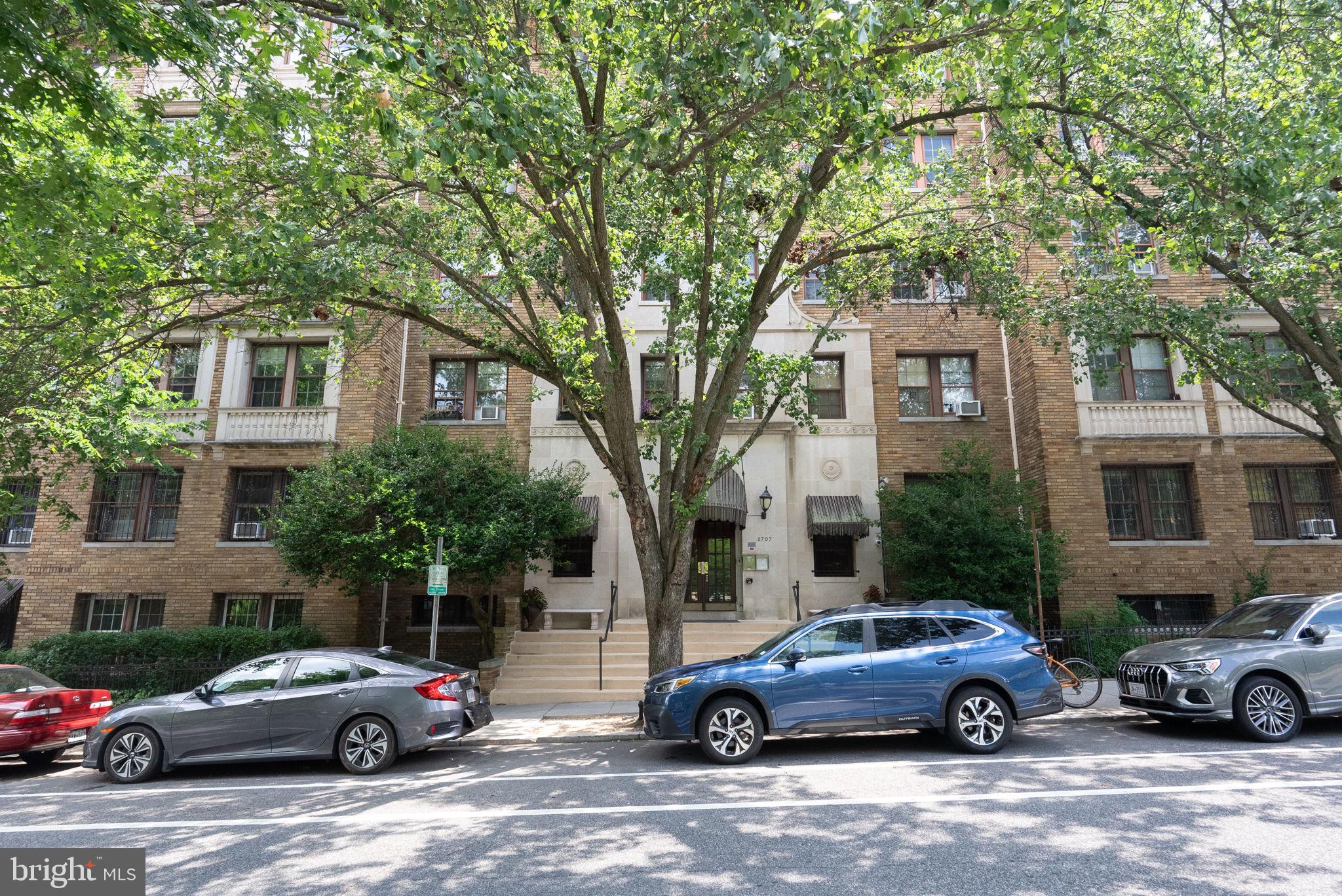 2707 Adams Mill Road Northwest, Unit 308 Washington, DC 20009 - Photo 4 of 34