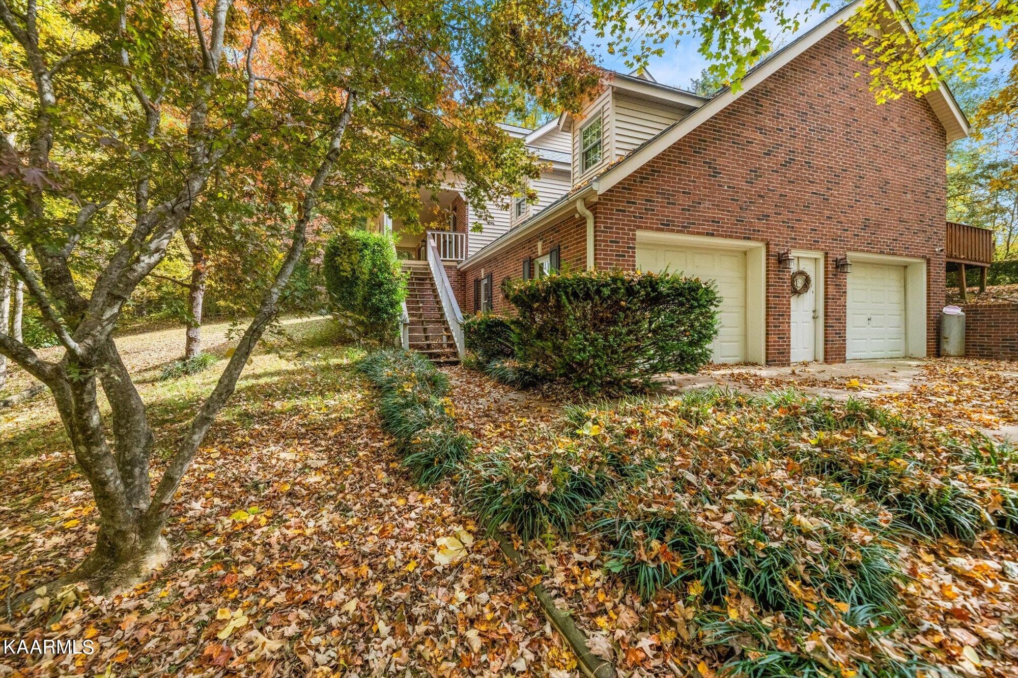 9308 Cameron Road Mascot, TN 37806 - Photo 2 of 51