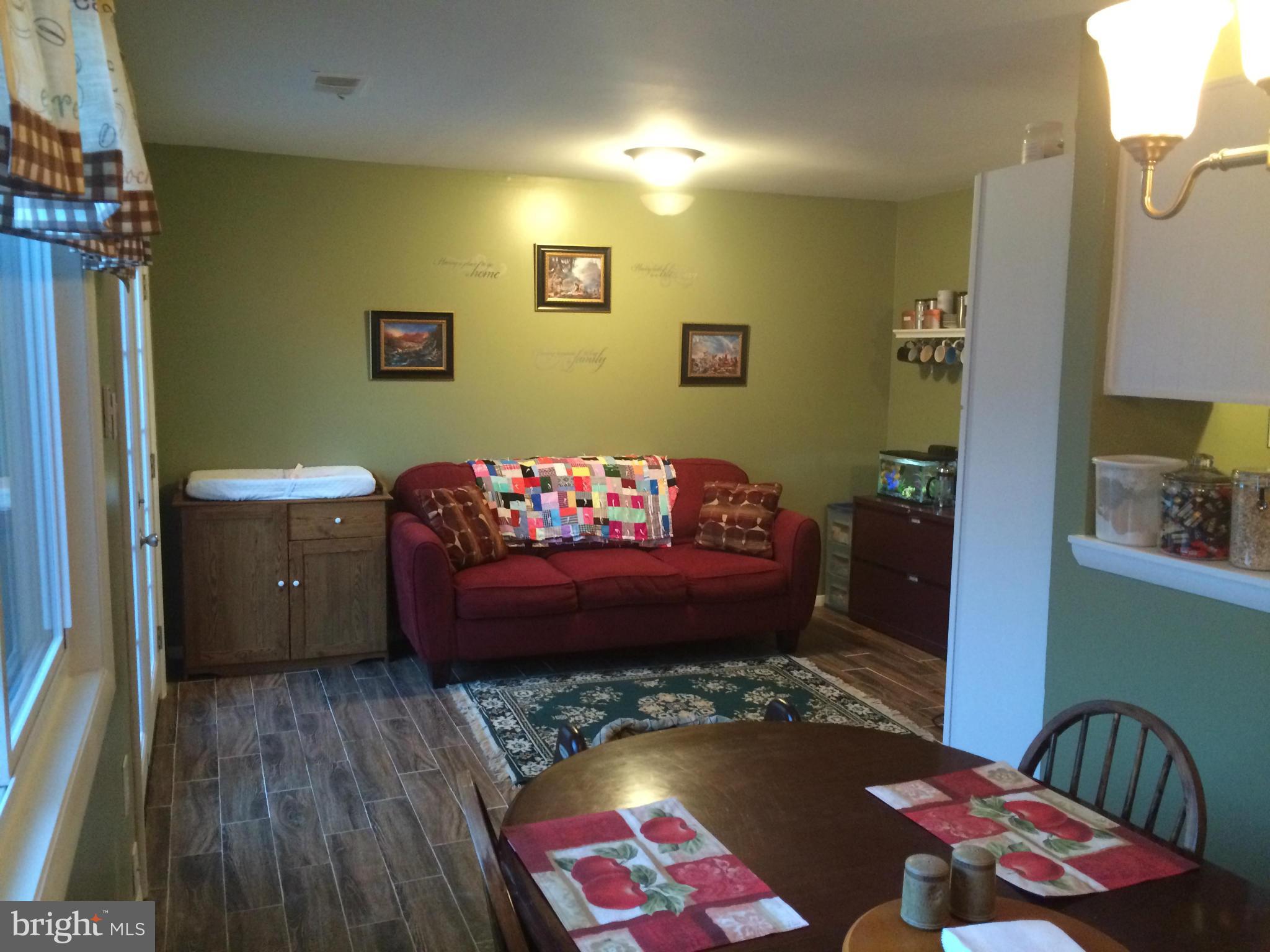 166 North Cottage Road Sterling, VA 20164 - Photo 3 of 12 Family Room
