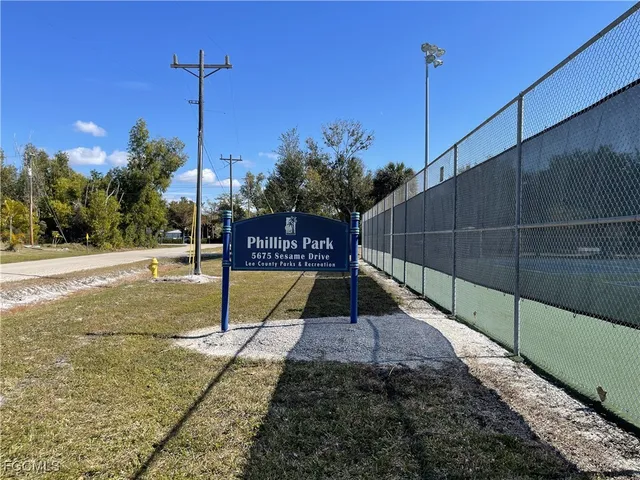 $249,900 | 5520 Rainbow Drive, Bokeelia, FL 33922