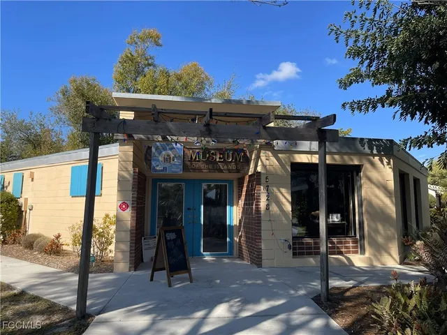 $249,900 | 5520 Rainbow Drive, Bokeelia, FL 33922