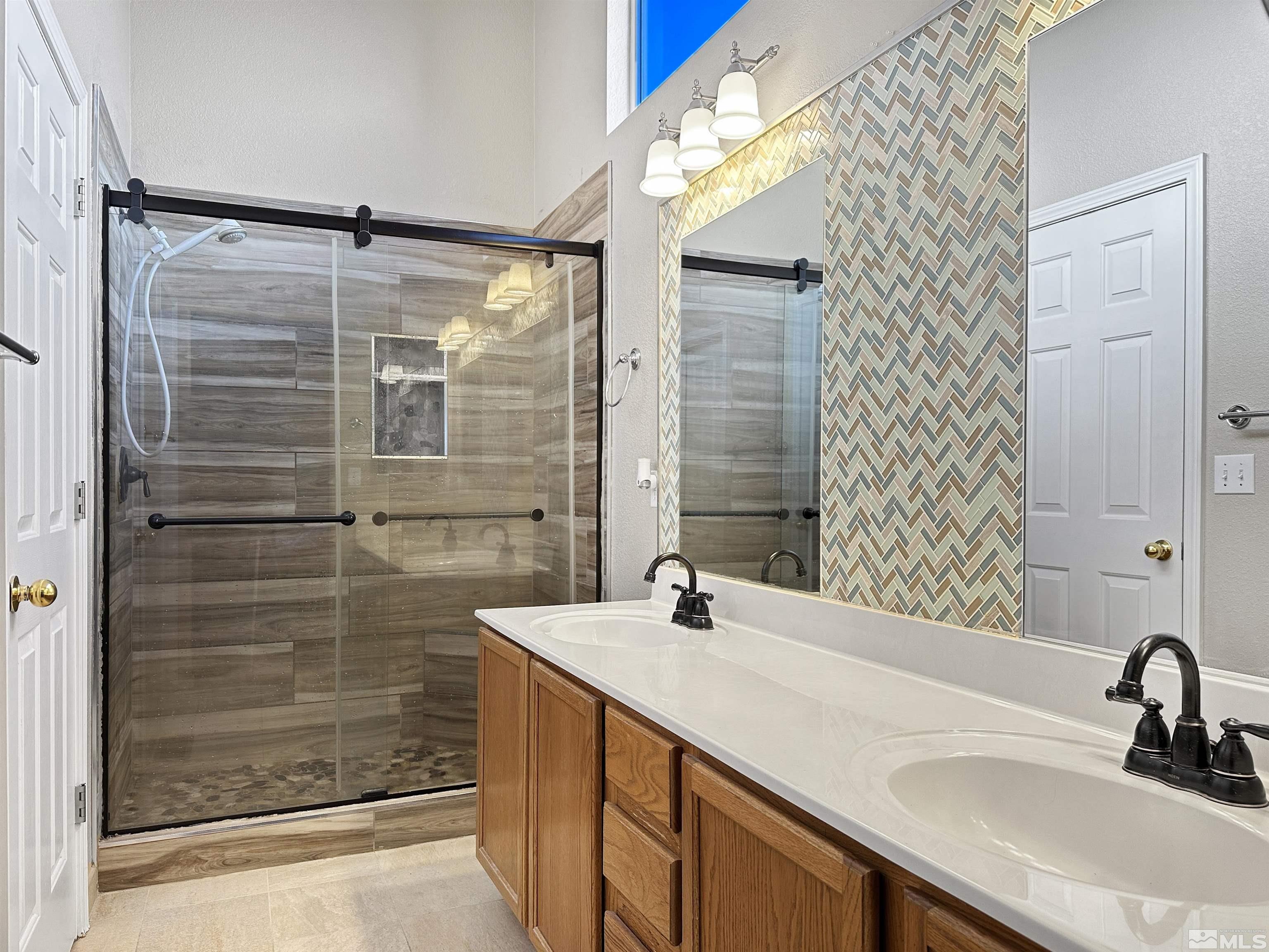 1635 Westmont Lane Reno, NV 89521 - Photo 11 of 17 Photo 11