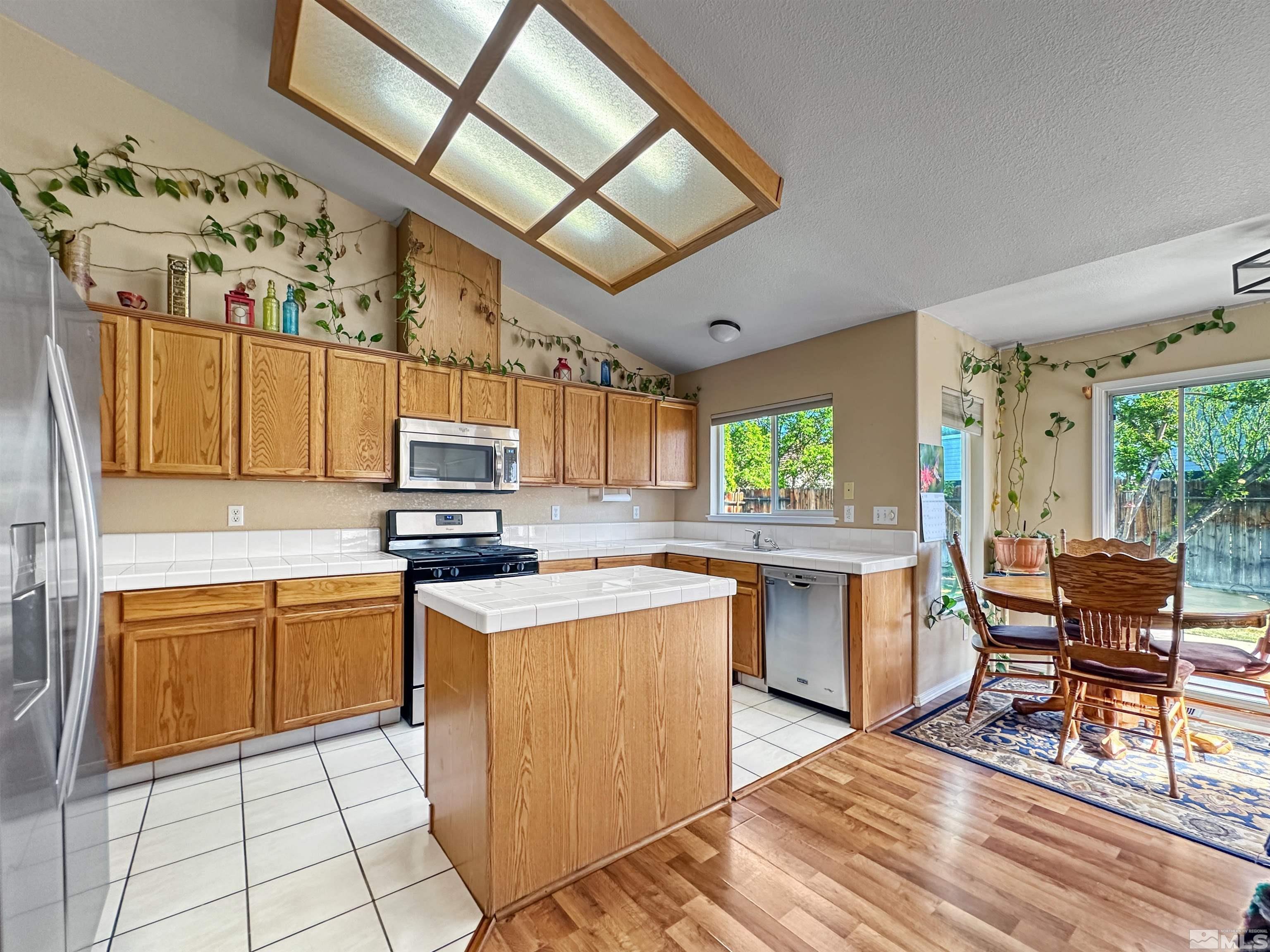 1635 Westmont Lane Reno, NV 89521 - Photo 6 of 17 Photo 6