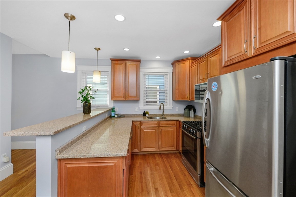 19 Howes Street, Unit 1 Boston, MA 02125 - Photo 8 of 23