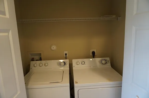 $2,150 | 1987 Nassau Drive, Riviera Beach, FL 33404