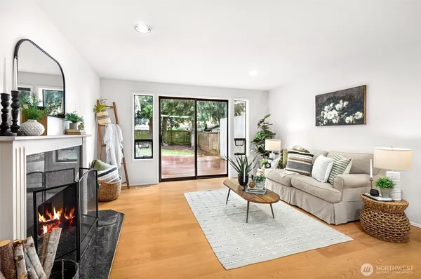 $825,000 | 717 89th Street Southeast, Everett, WA 98208
