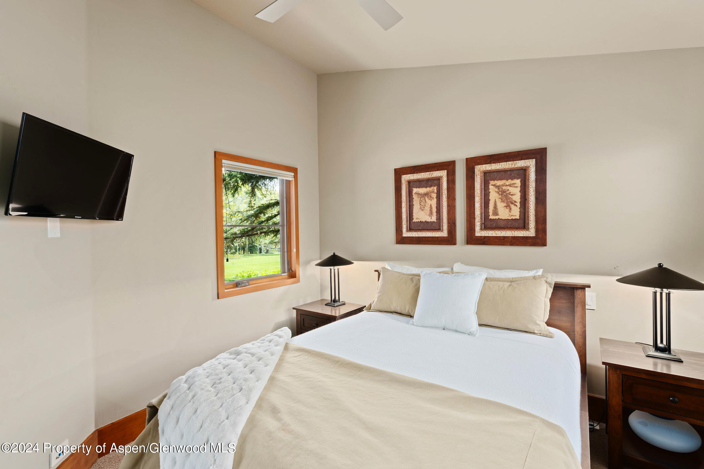 2005 Watson Divide Road Snowmass, CO 81654 - Photo 39 of 56 Guest House Bedroom