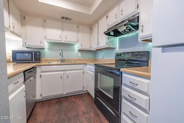 $275,000 | 1342 West Emerald Avenue, Unit 236, Mesa, AZ 85202