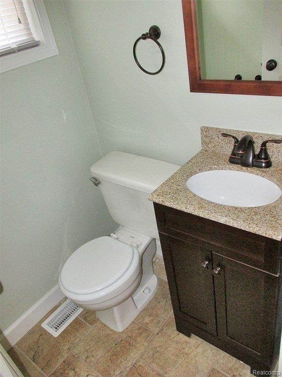 50825 Cedargrove Road Utica, MI 48317 - Photo 10 of 27 IMG_0312_Snapseed.jpg