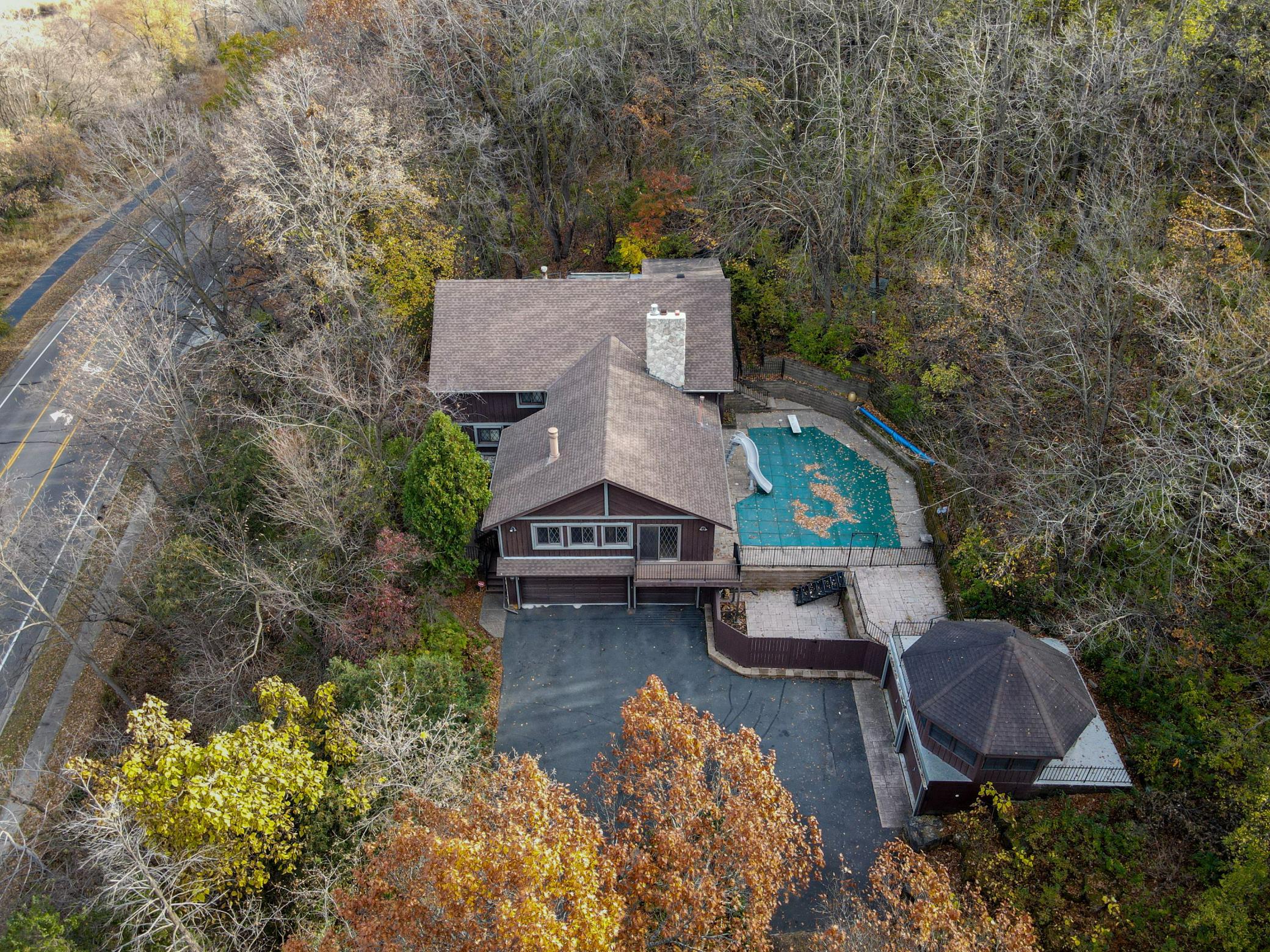 9001 Poplar Bridge Road Bloomington, MN 55437 - Photo 3 of 47