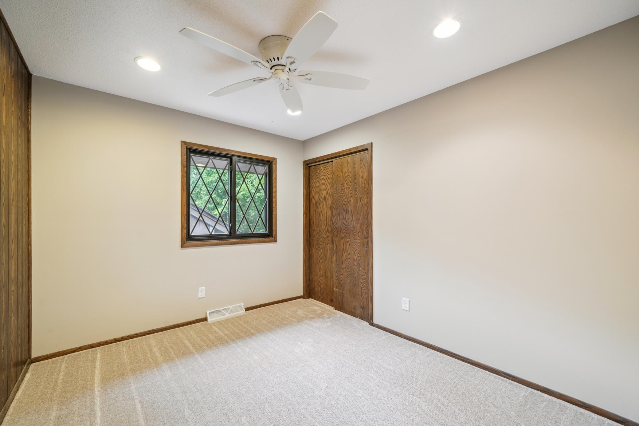 9001 Poplar Bridge Road Bloomington, MN 55437 - Photo 34 of 47