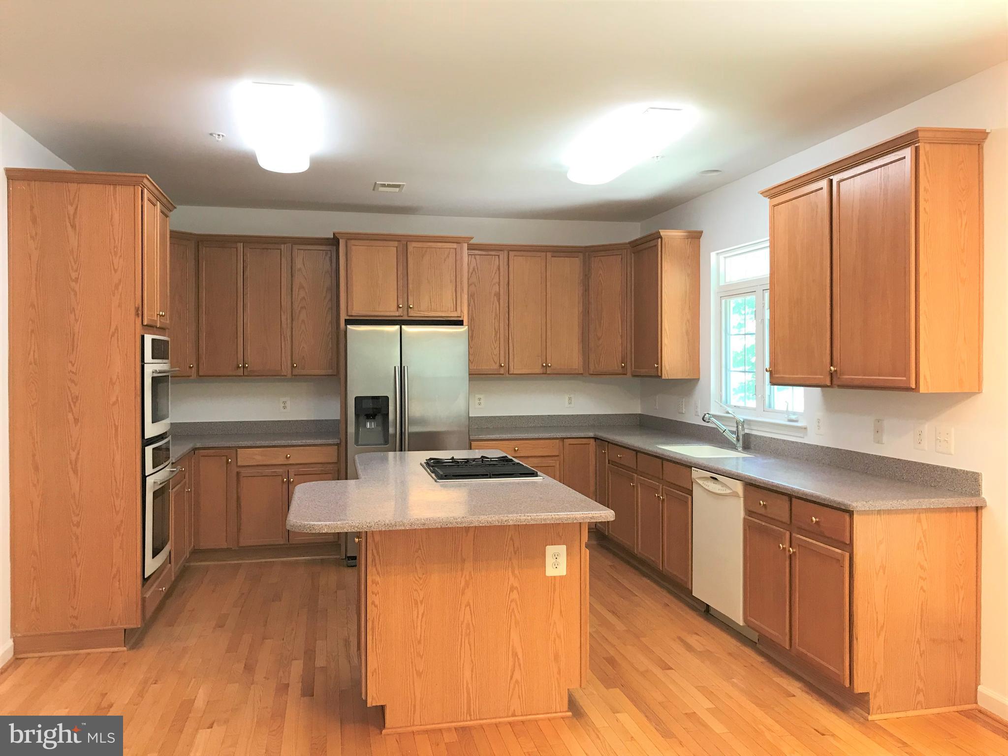6806 McCormick Road Upper Marlboro, MD 20772 - Photo 16 of 38 Kitchen