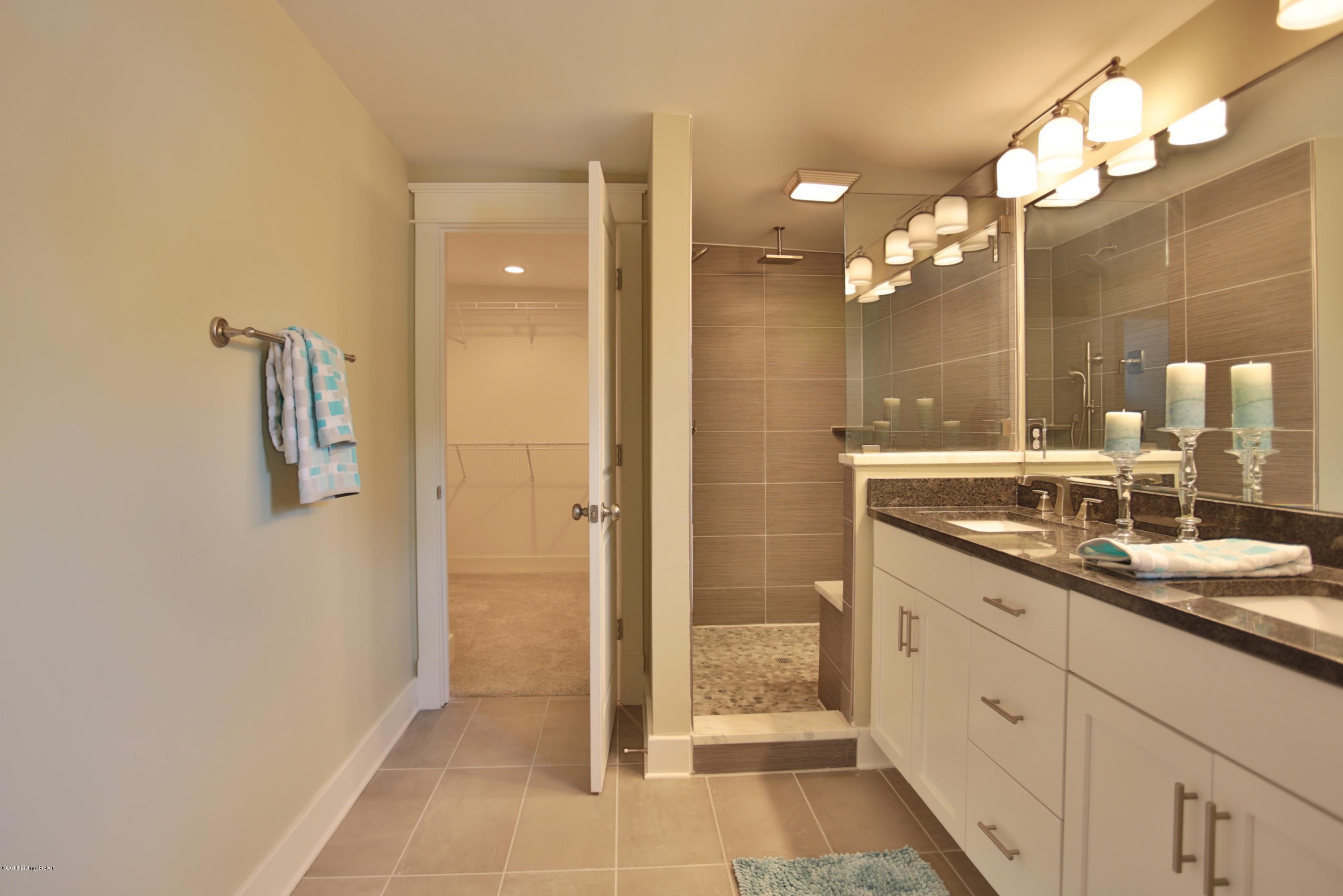 218 Hemingway Road Louisville, KY 40207 - Photo 25 of 52 25