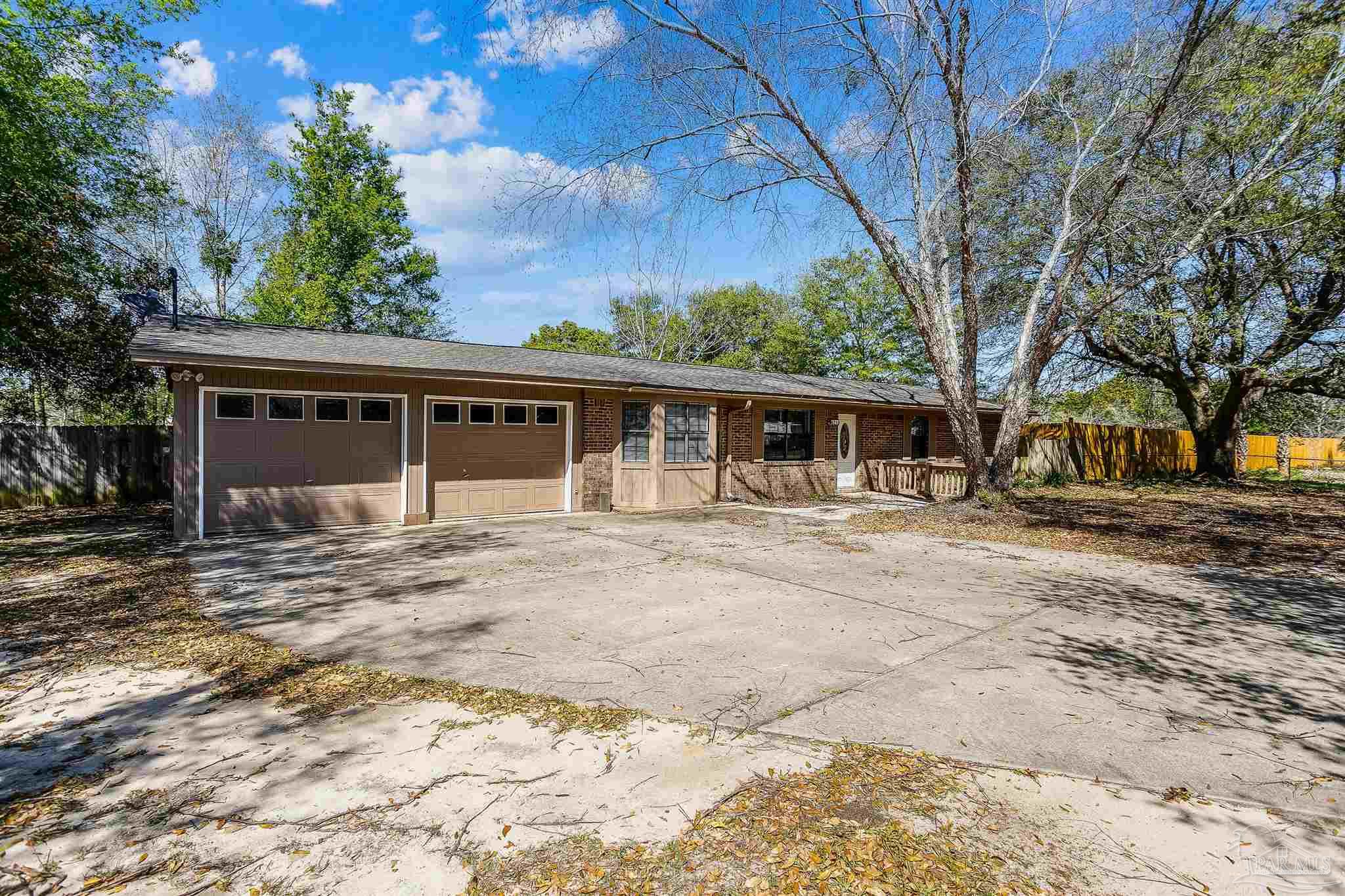 4732 Hamilton Bridge Road Milton, FL 32571 - Photo 2 of 29 Gallery Image 2