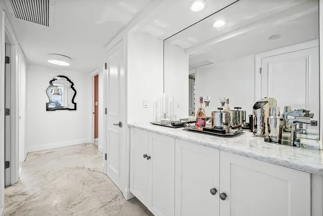 $3,495,000 | 3300 South Ocean Boulevard, Unit 505S, Palm Beach, FL 33480