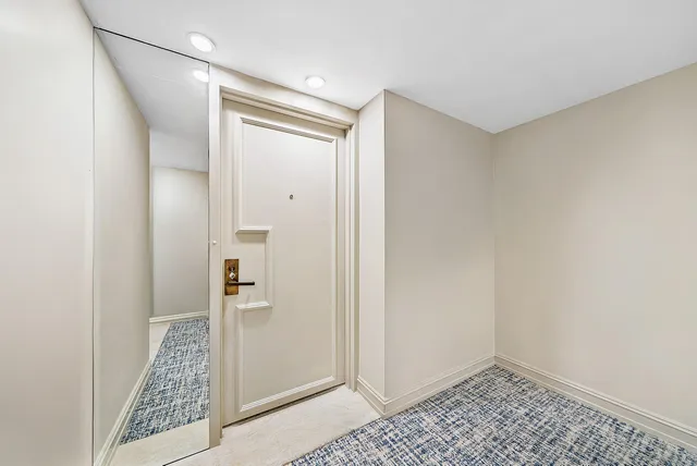 $3,495,000 | 3300 South Ocean Boulevard, Unit 505S, Palm Beach, FL 33480