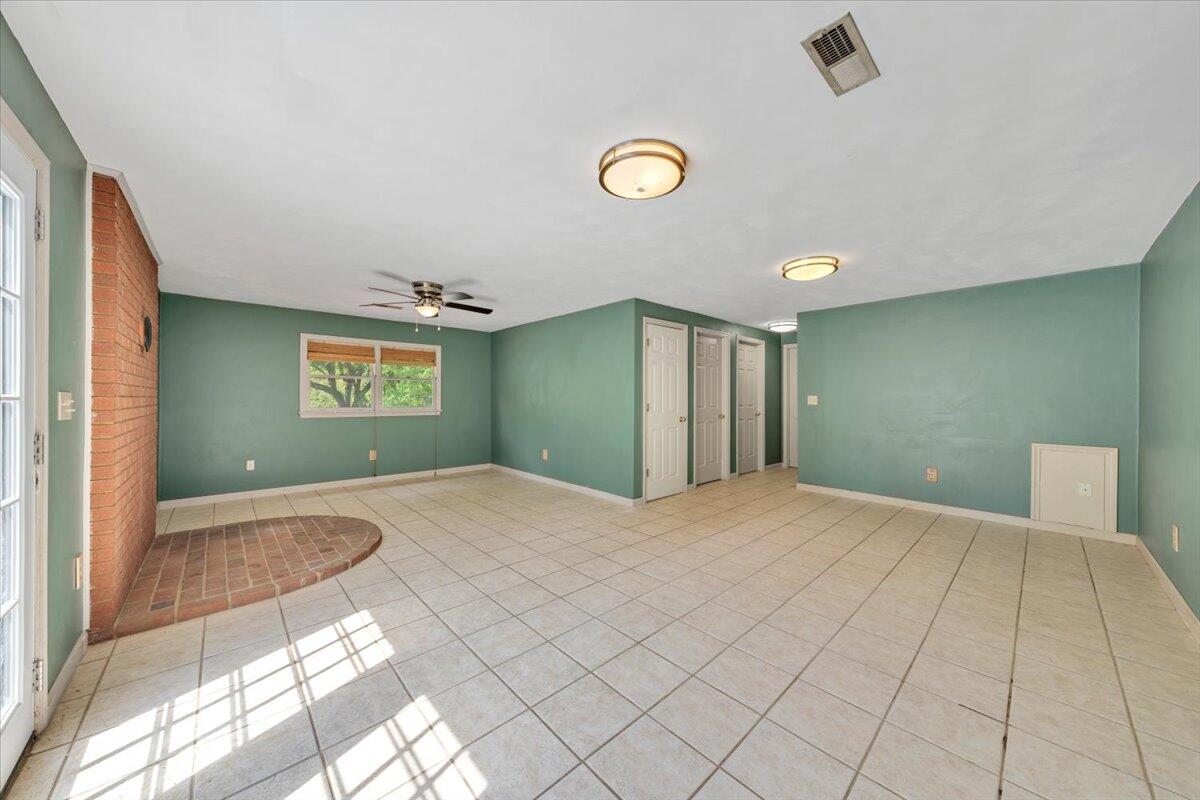 347 Roy Road Troutville, VA 24175 - Photo 25 of 37 25-MIB07829