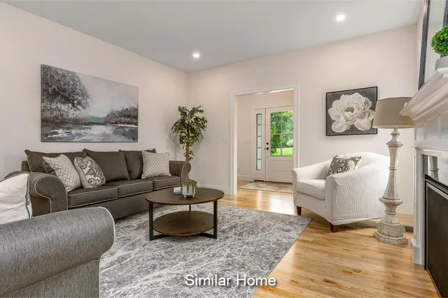 $975,000 | 15 Cascade Circle, Unit 18, Kennebunk, ME 04043