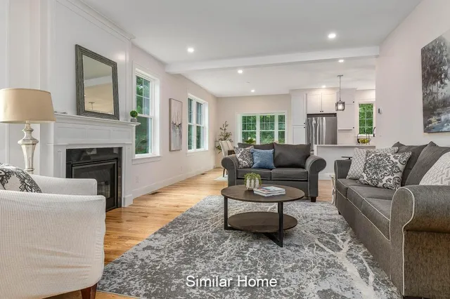 $975,000 | 15 Cascade Circle, Unit 18, Kennebunk, ME 04043