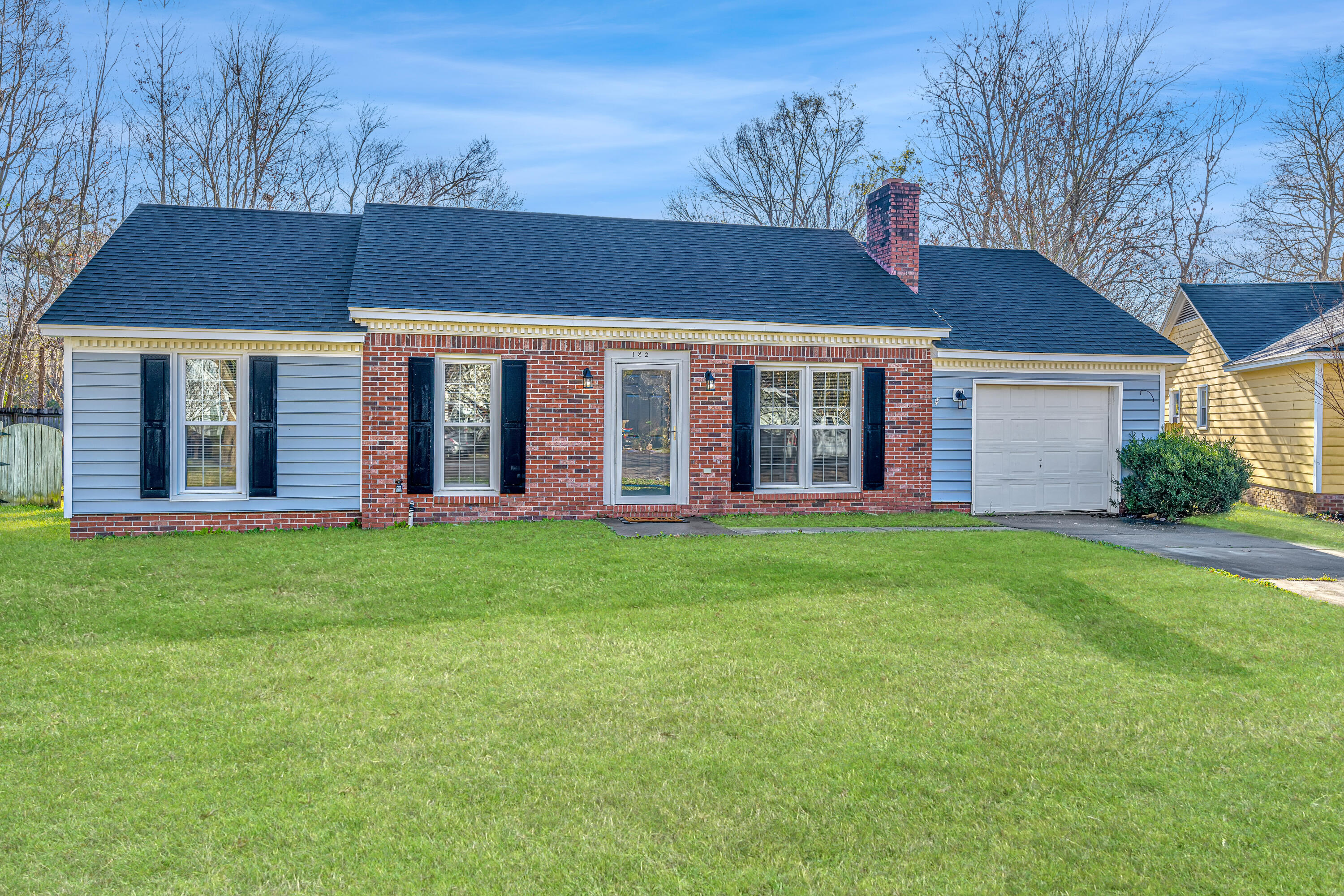 122 Hamlet Road Summerville, SC 29485 - Photo 3 of 29 122Hamlet03