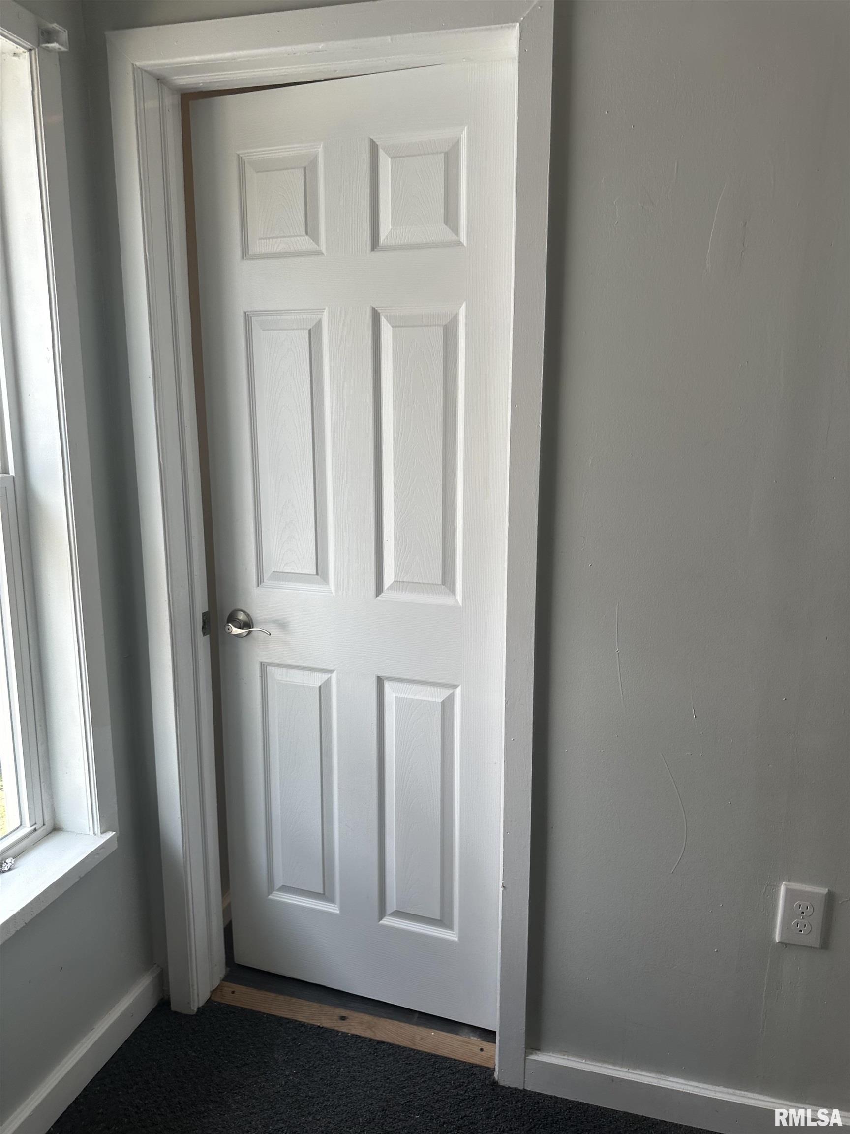 1822 North Sheridan Road Peoria, IL 61604 - Photo 14 of 32 Gallery Image 14