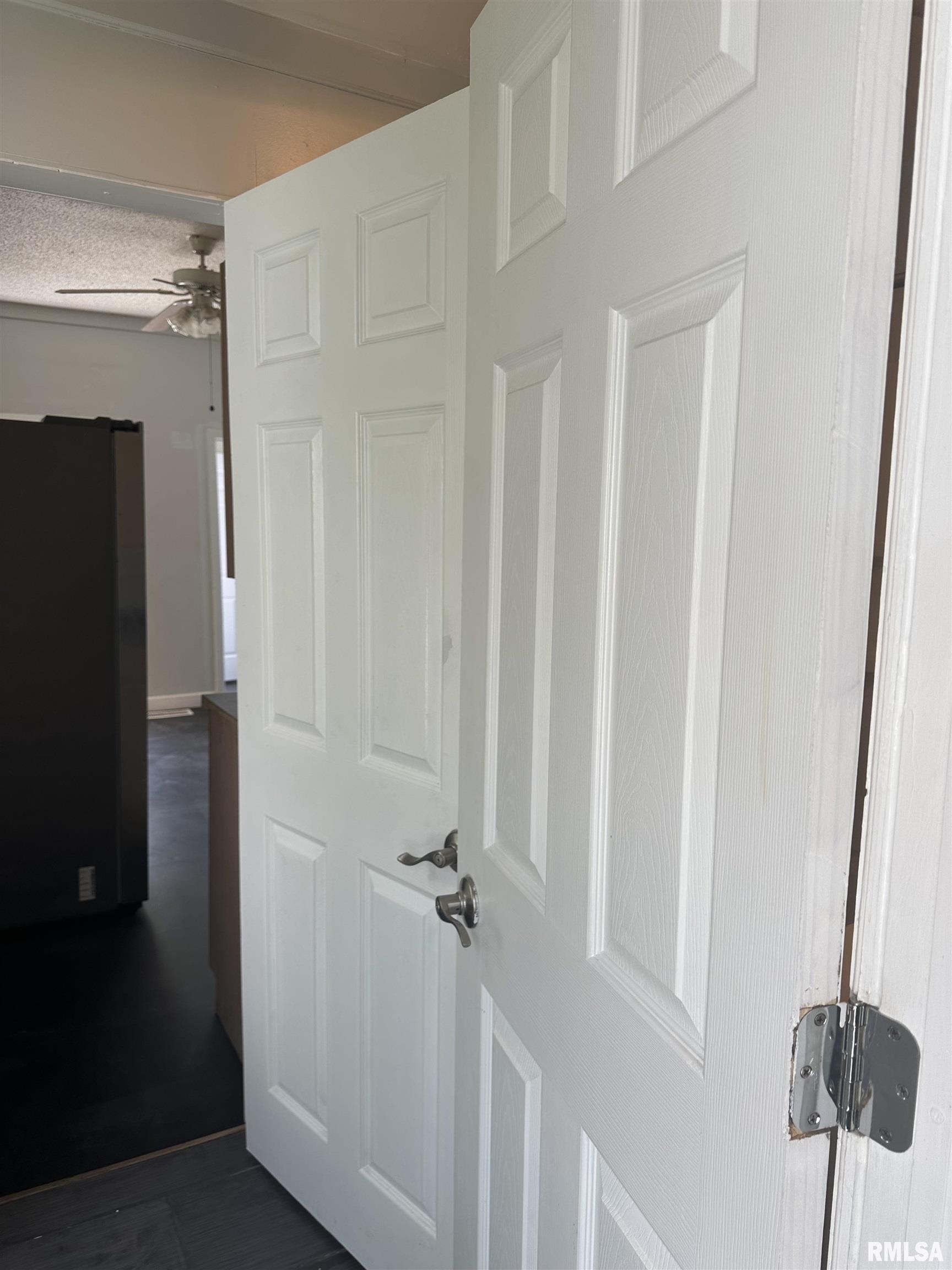 1822 North Sheridan Road Peoria, IL 61604 - Photo 15 of 32 Gallery Image 15