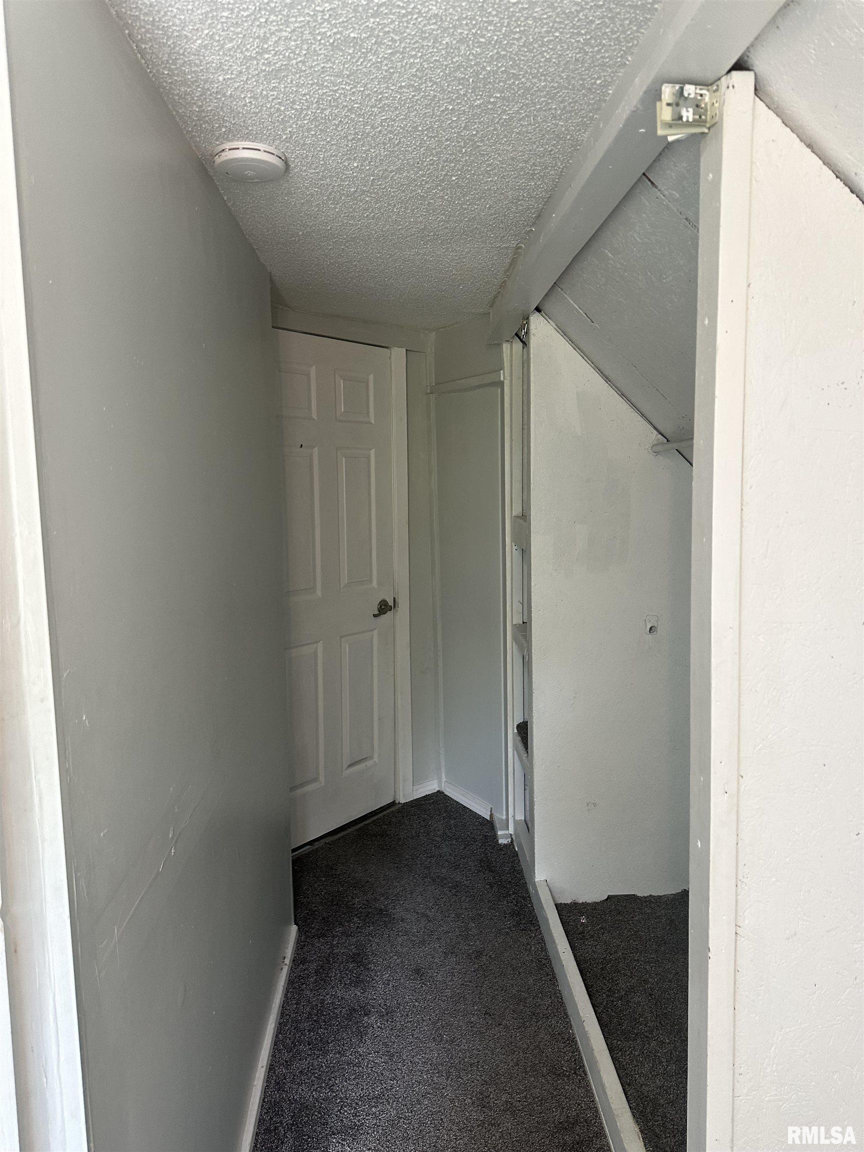 1822 North Sheridan Road Peoria, IL 61604 - Photo 21 of 32 Gallery Image 21