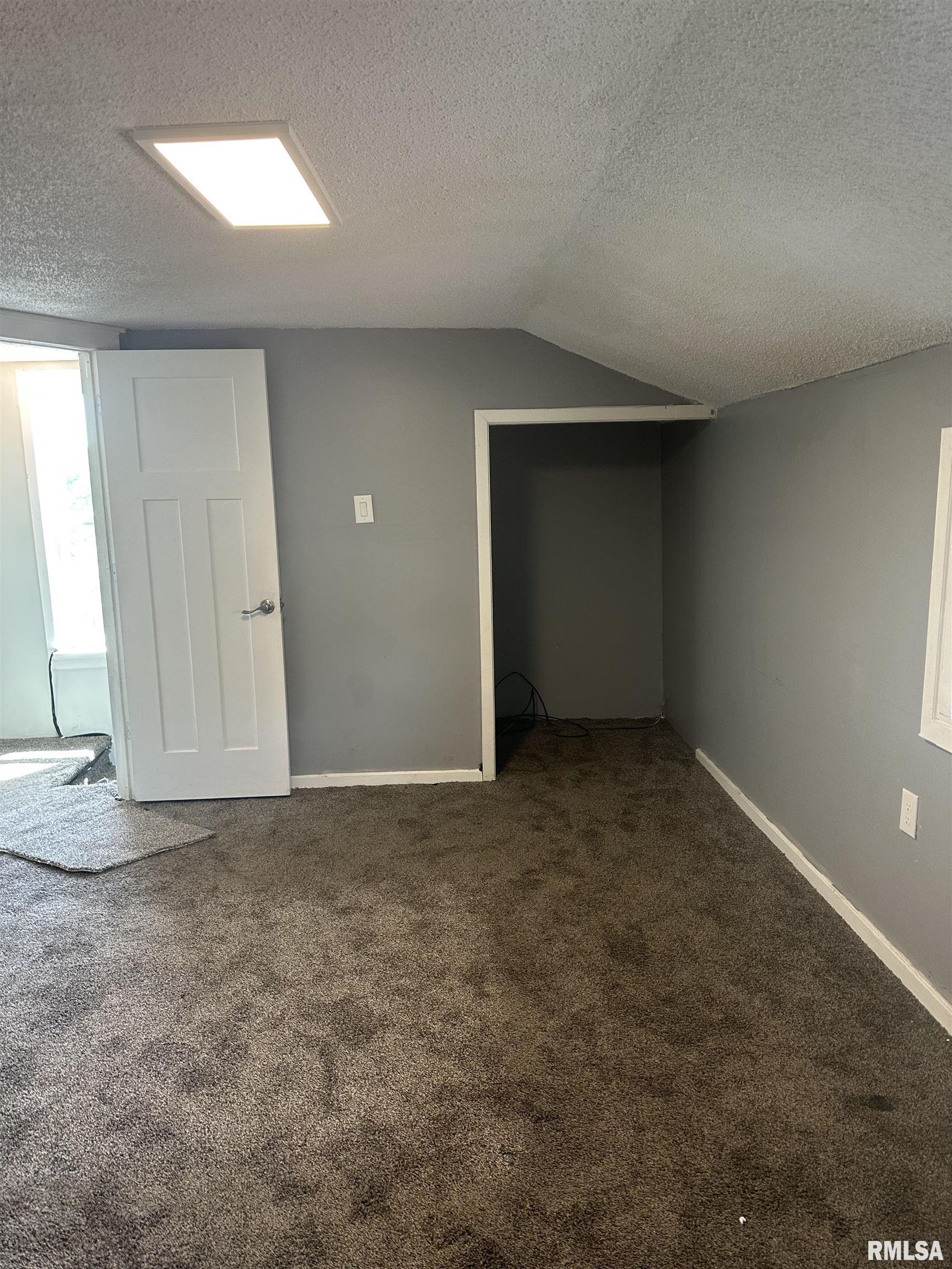1822 North Sheridan Road Peoria, IL 61604 - Photo 24 of 32 Gallery Image 24