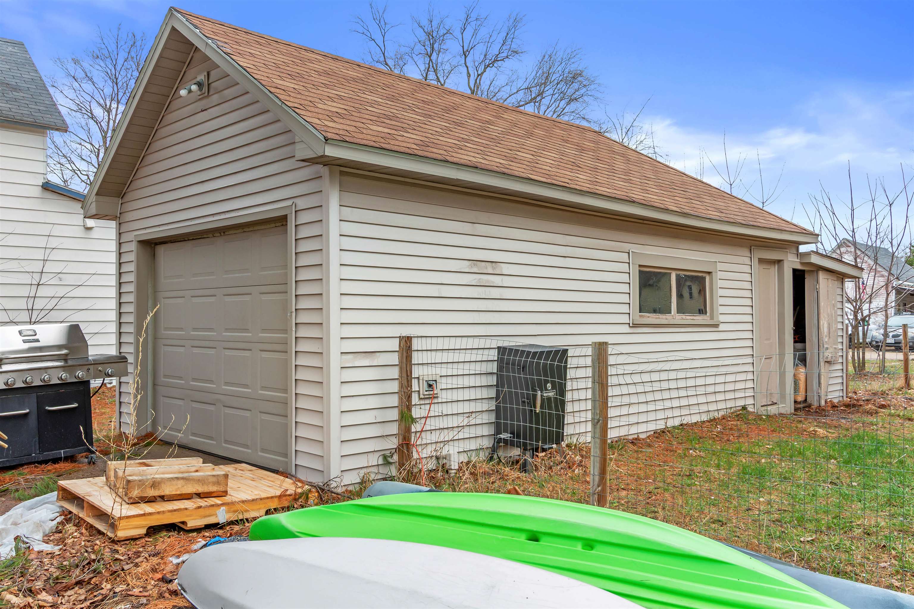 545 Division Street Wild Rose, WI 54984 - Photo 4 of 29